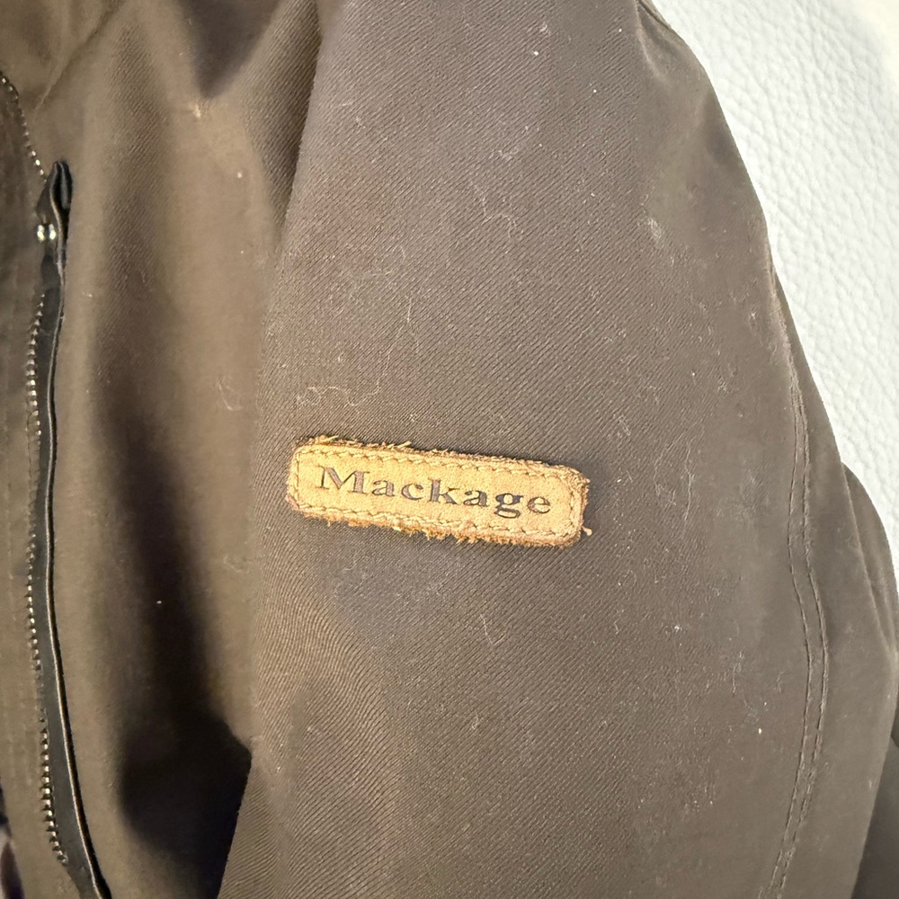 Mackage Girl down jacket. Size 8 - Picture 14 of 14
